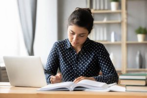 Dcg : comment réussir ses études en comptabilité et gestion