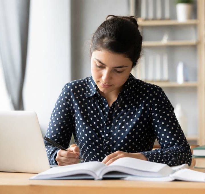 Dcg : comment réussir ses études en comptabilité et gestion